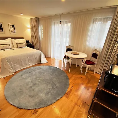 Tm Luxury Apart Otel 4*