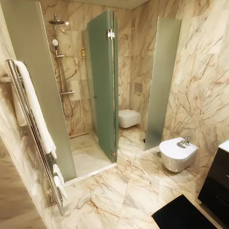 Tm Luxury Apart Otel 4*