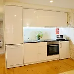 Tm Luxury Apartmanhotel 4*